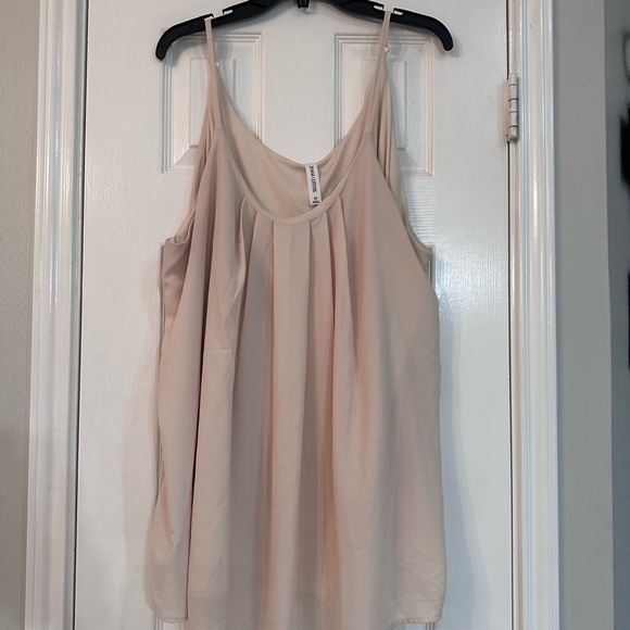 Zenana Outfitters Tan Tank Top - Picture 1 of 3